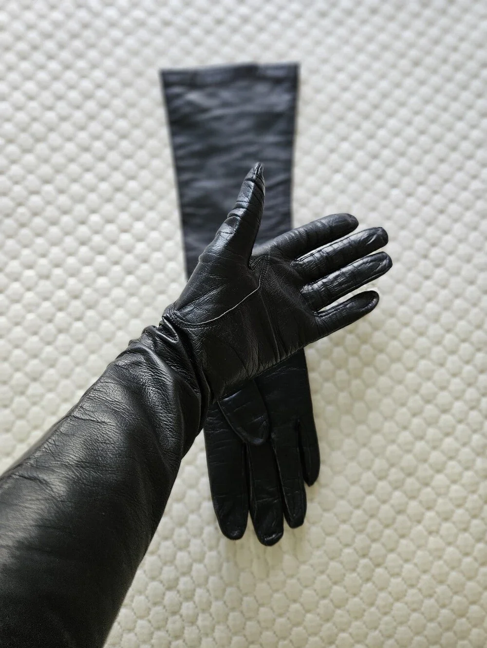 Vintage Grandoe Long Black Leather Gloves - Women